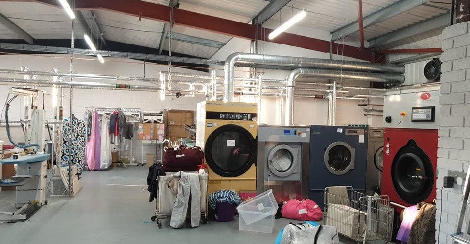 On-site laundry plant